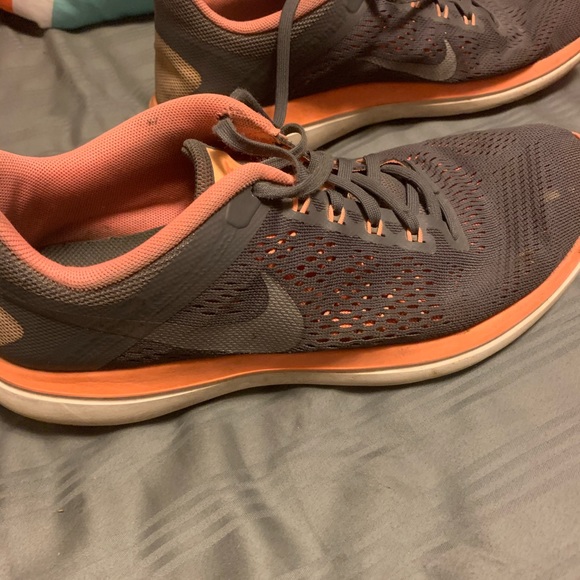 Nike flex run shoes - Picture 4 of 6